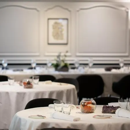 Du Cheval Blanc Depuis 1785