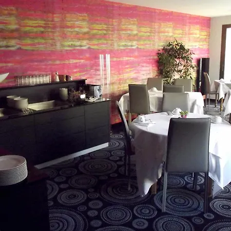 Du Cheval Blanc Depuis 1785 Westhalten