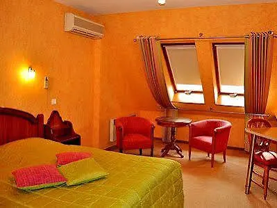 Du Cheval Blanc Depuis 1785 Отель